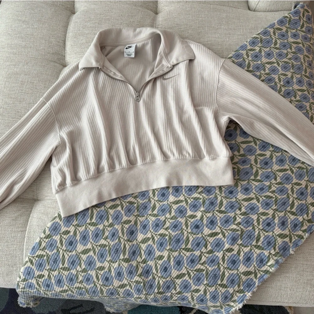 Cream Corduroy Nike Tracksuit - Picture 4 of 5